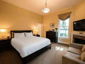 202 The Redwood Room (2)