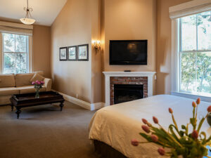 204 The Buckeye Room (6)