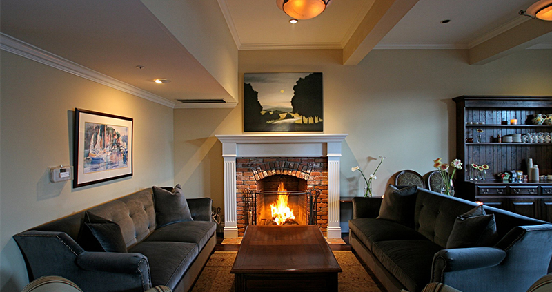 Gables Inn Lobby